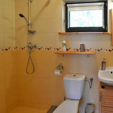 Holiday home In Ko Obrzeg Near Seaside Kolobrzeg