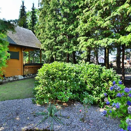 Comfortable With Garden, Holiday home *